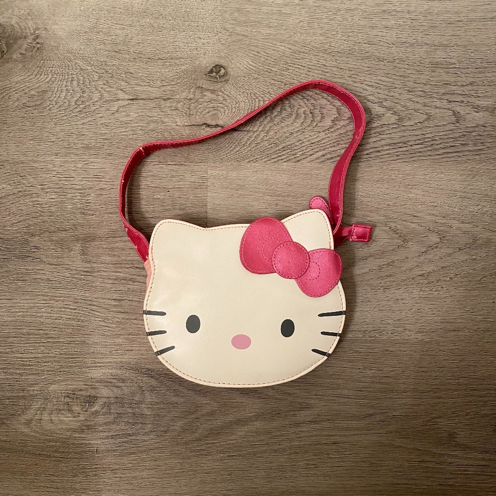 Hello Kitty Purse (small/kid size, faux leather)